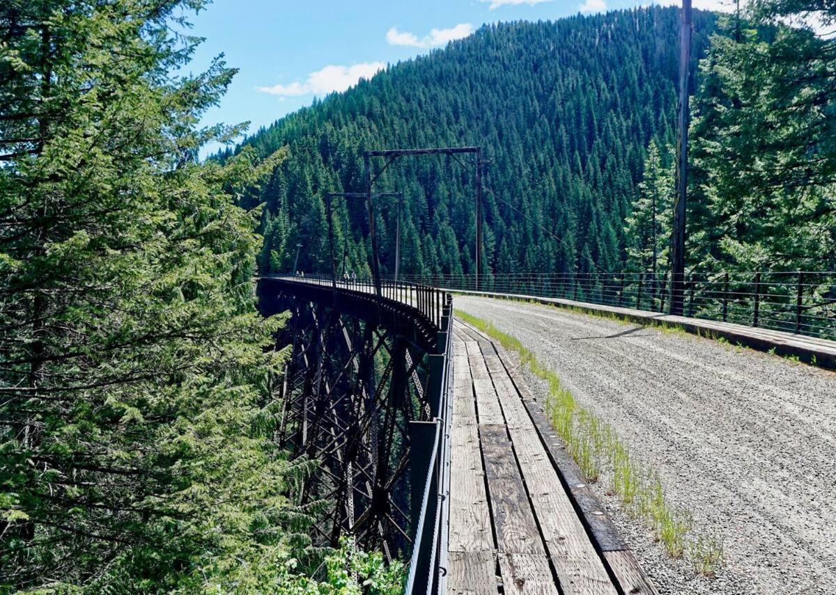 Close To Hiawatha Tr And Biking With Hot Tub Wallace Exteriör bild